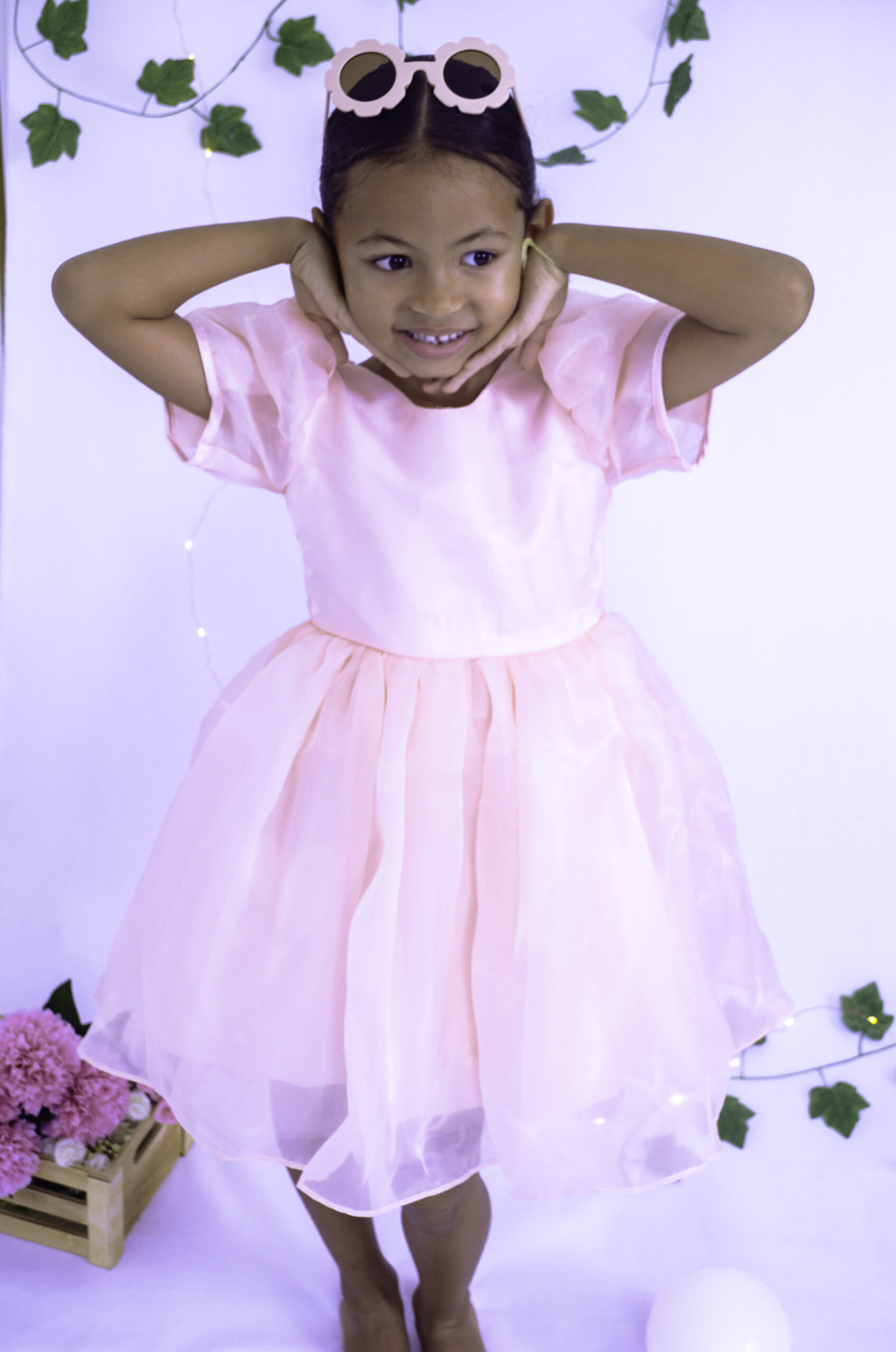 Robe de princesse rose poudré pour enfant mariage anniversaire et fête à La Réunion vêtement