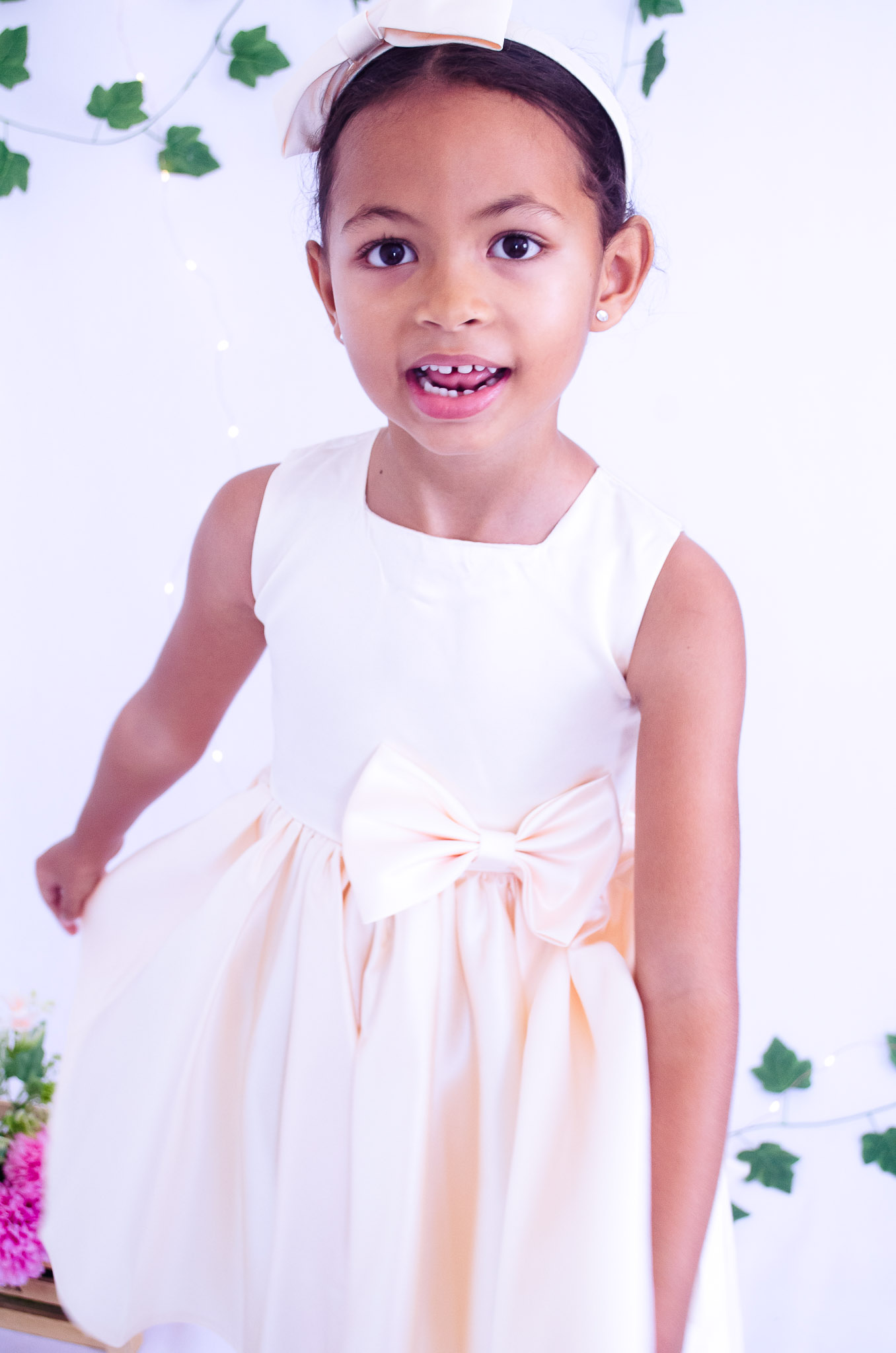 Robe de princesse couleur champagne pour enfant mariage anniversaire et fête à La Réunion