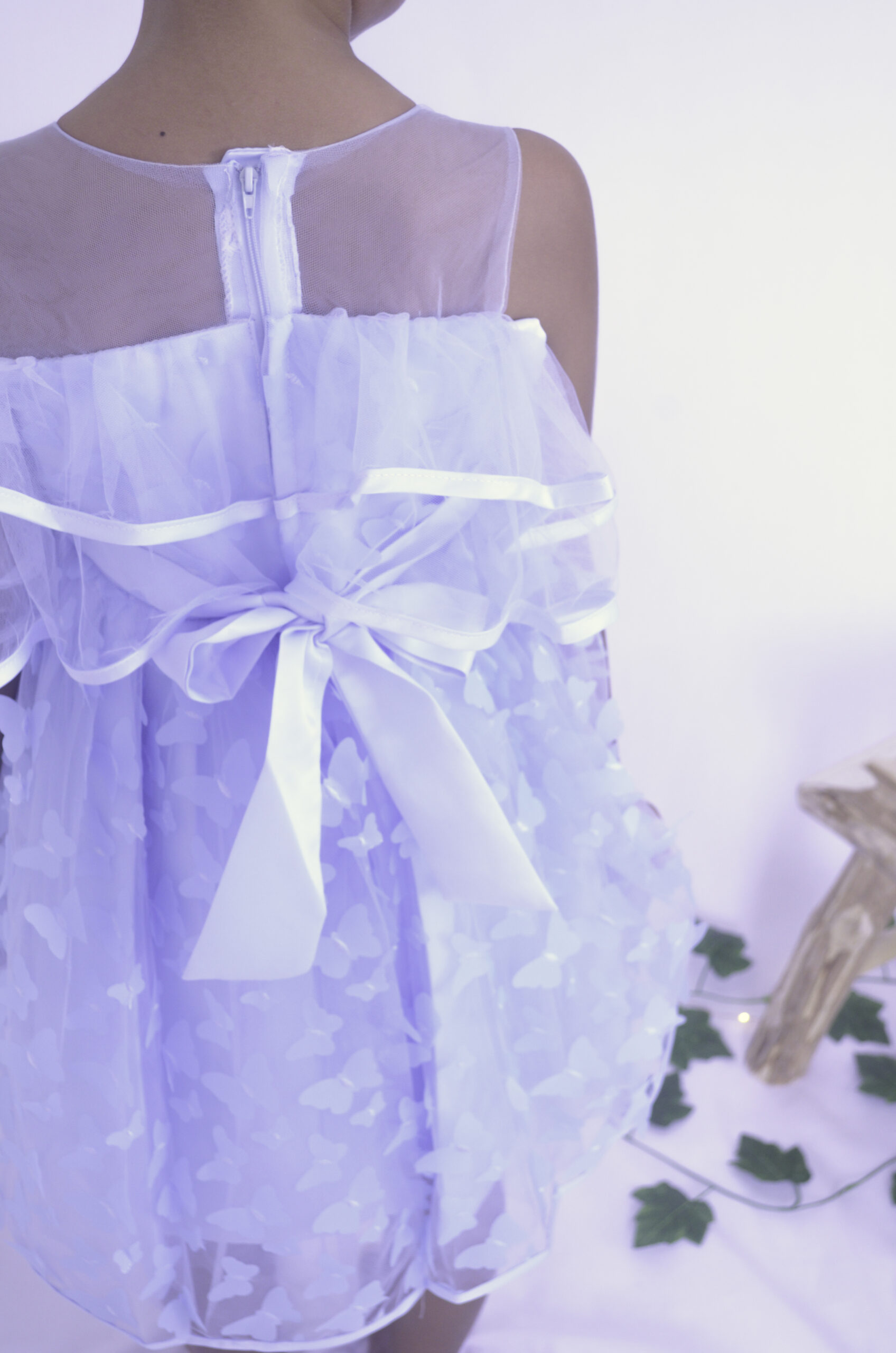 Robe de princesse bleu à papillons pour enfant mariage anniversaire et fête à La Réunion vêtement